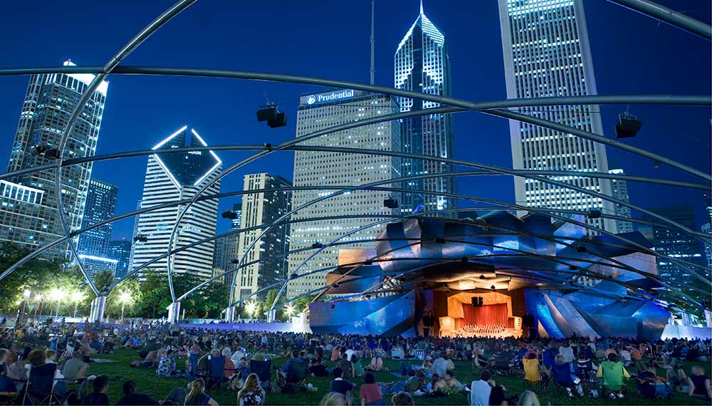 Evening concert at Millenium Park in Chicago
